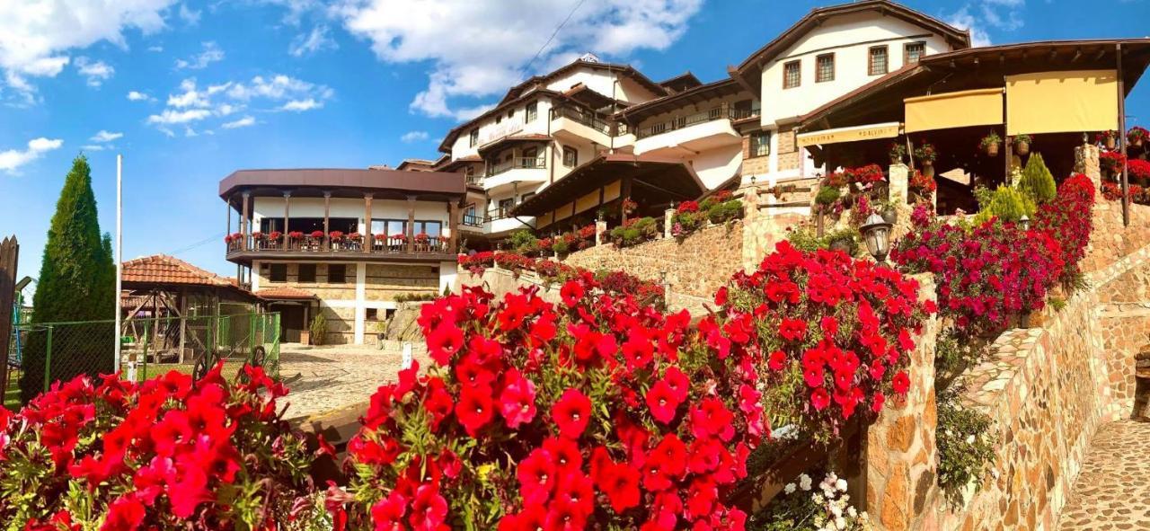Hotel Manastir ベロヴォ エクステリア 写真