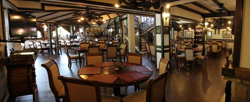 Hotel Manastir ベロヴォ エクステリア 写真